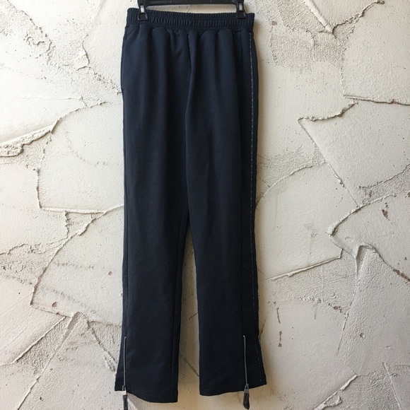 Gymshark Pants - NWT Gymshark Urban Joggers Size S